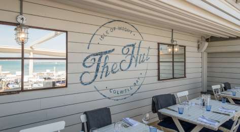 The hut seafood restaurant.