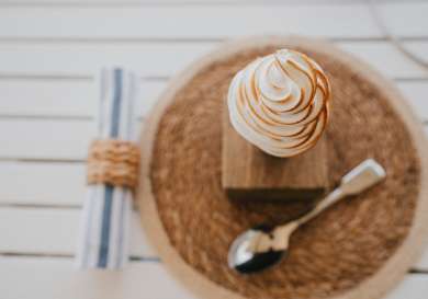 Meringue pudding at restaurant.