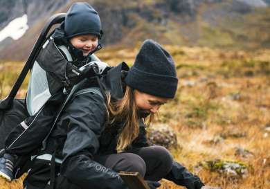 Thule sapling black lifestyle 4 rrp 379.99.