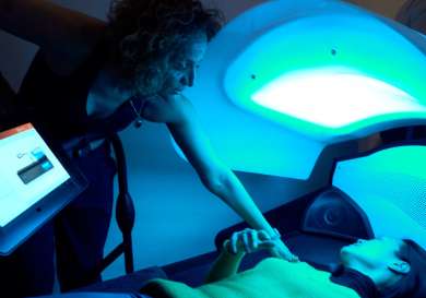 Dry water massage machine .