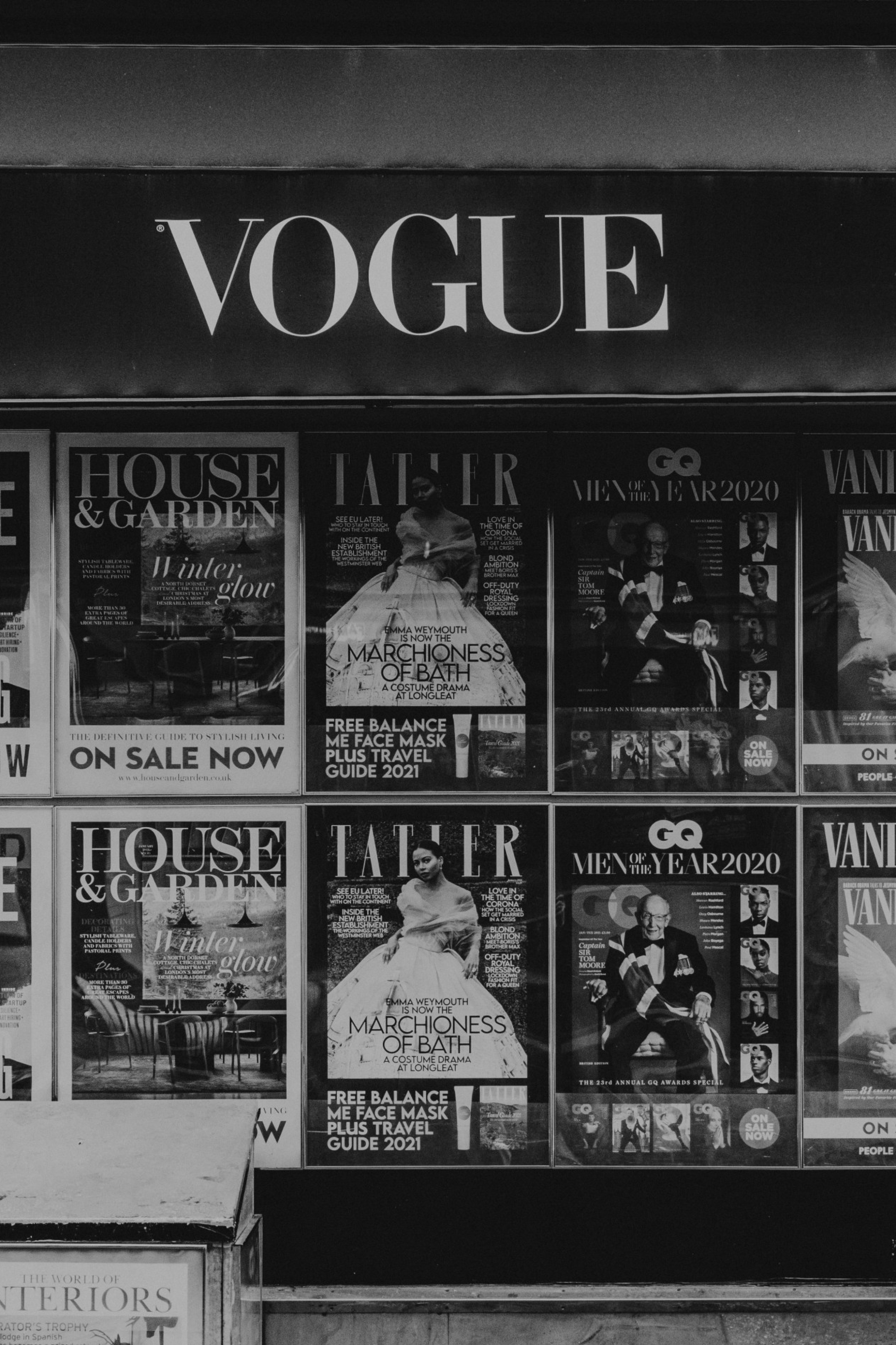 vogue-magazine-stand-fashion-week.jpg