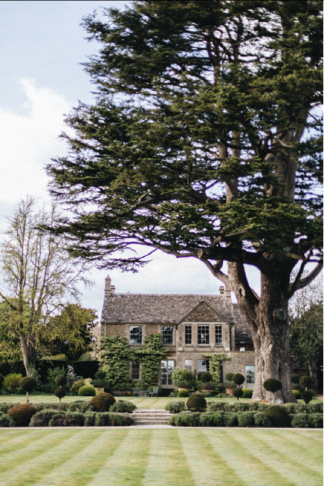 exterior of thyme hotel 
