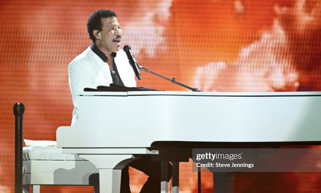 Lionel Richie performs at Chase Centre on September 08, 2023 in San Francisco, California. (Photo by Steve Jennings/Getty Images)