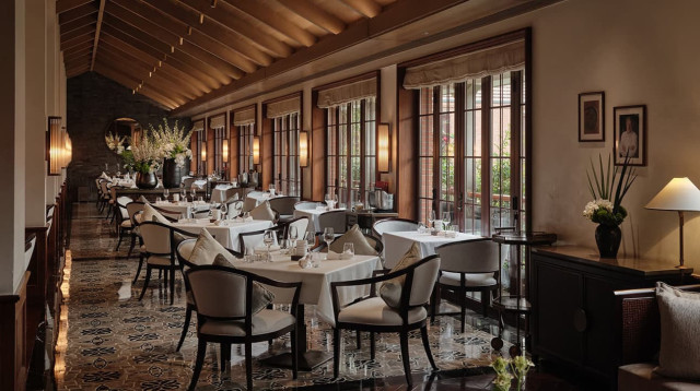 restaurant inside shanghai hotel