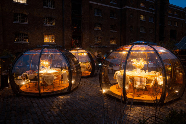 outdoor igloos at the sipping room 