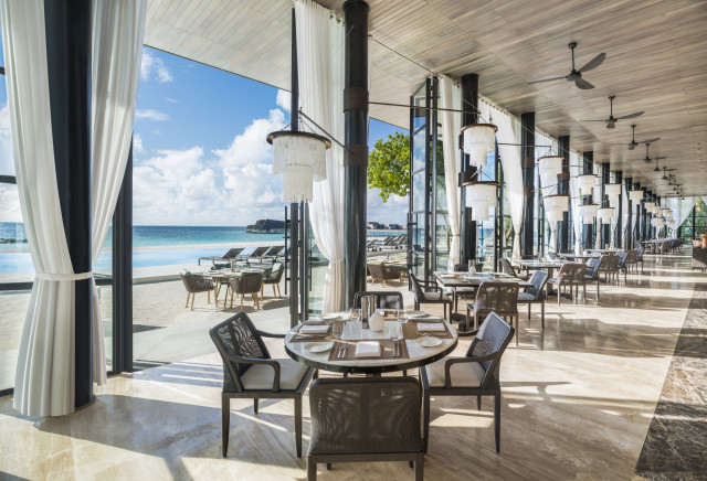 alba restaurant at st regis maldives 